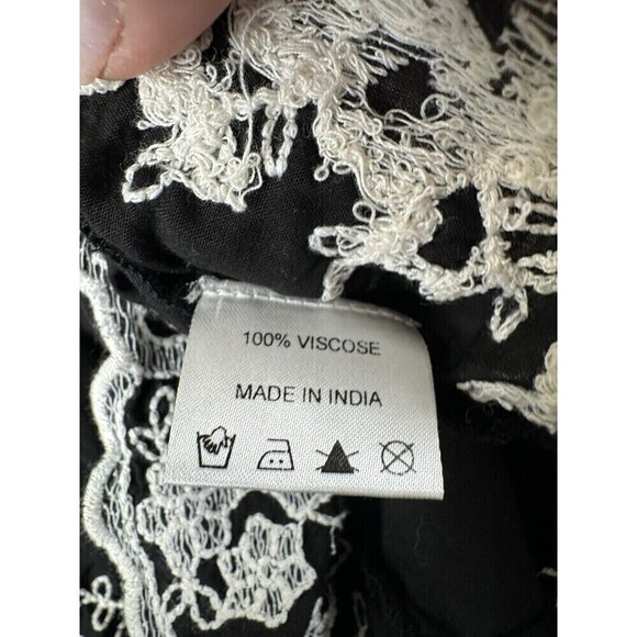 Rancho Estancia Womens Shirt L Black Embroidered Feathers Blouse Top Tunic - Picture 6 of 10